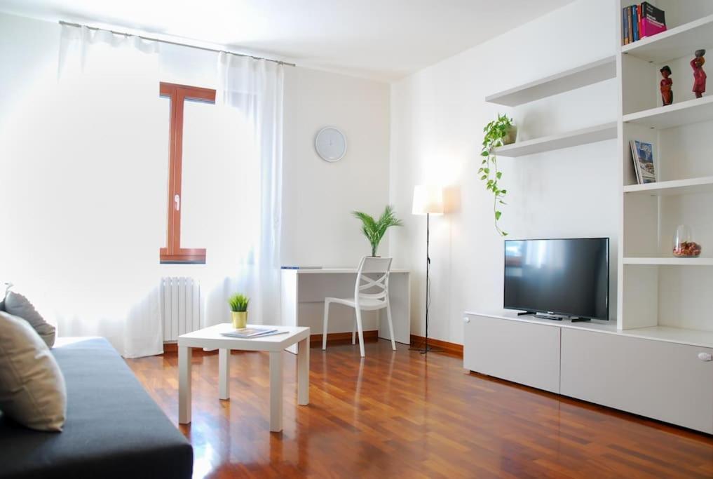 Home & Pet - Milano Trilocale Promenade Santa Giulia Екстер'єр фото